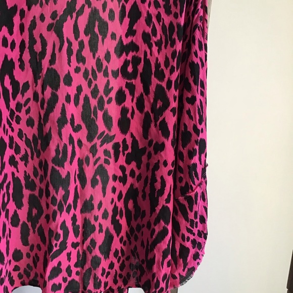 Umgee Hot Pink Animal Print Kimono NWT - Picture 2 of 16